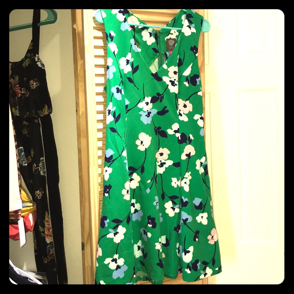 Vince Camuto dress size 12. Green flower prints.